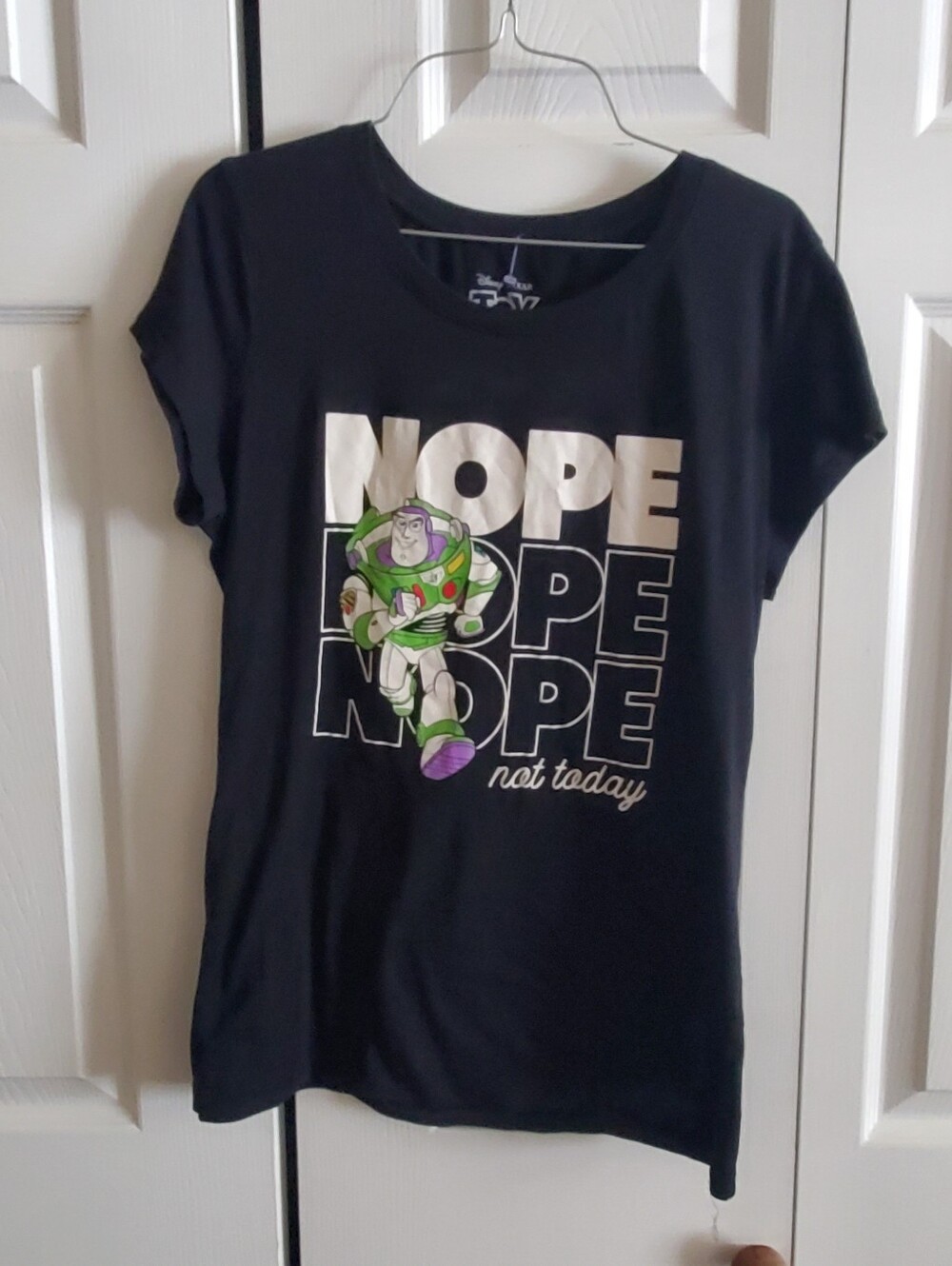 Disney Pixar Buzz lighttear Toy Story Black Tshirt XL(15/17).